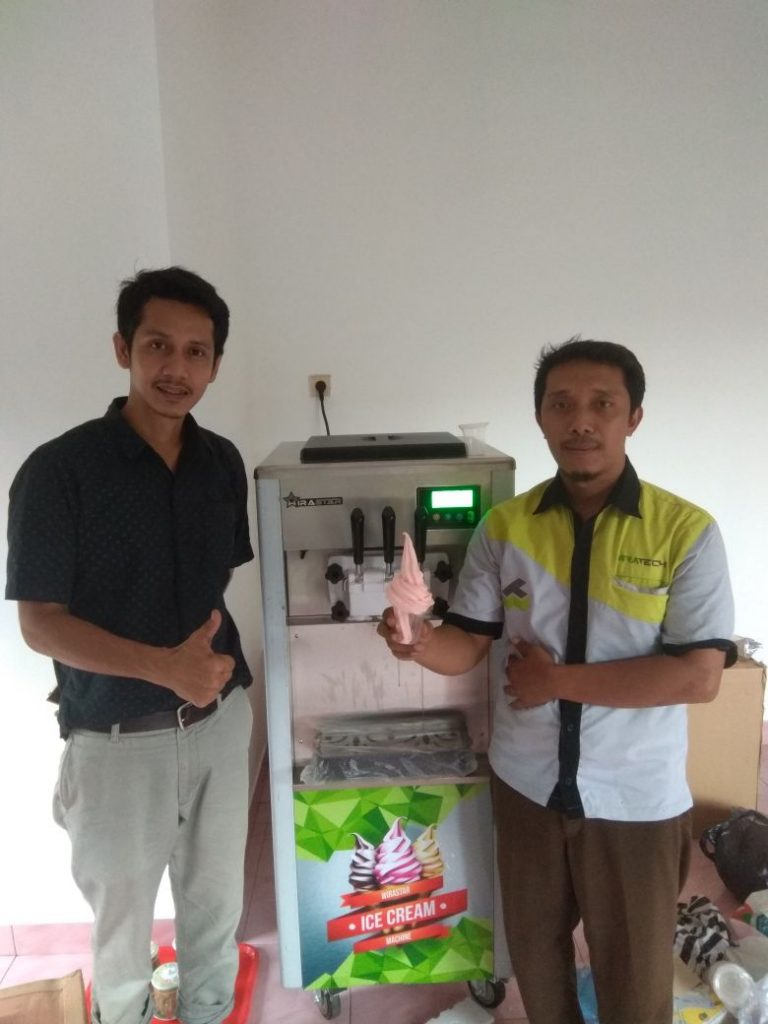 Bpk. Danny, Jakarta, Soft Ice Cream Machine