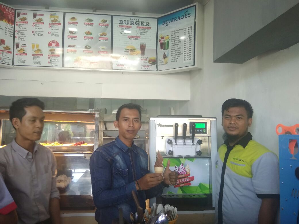 sakinah chicken & burger, Cilegon, Soft Ice Cream Machine