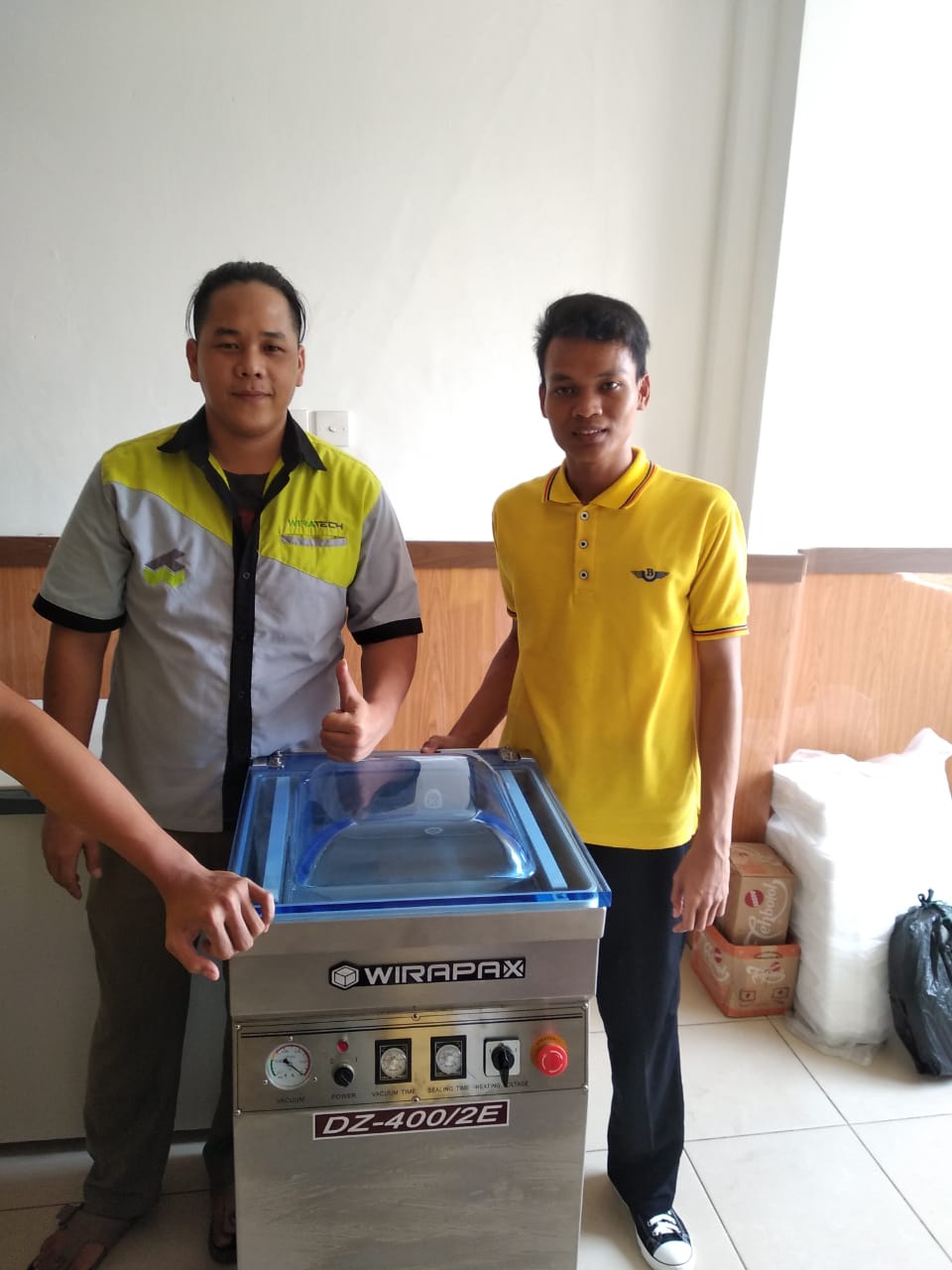 Ayam Geprek Bekasi - Mesin Vacuum DZ400 2E