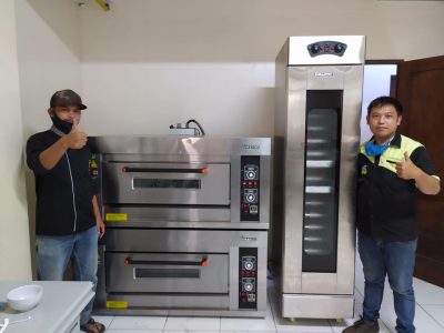 7. Delapan Padi Resto dan Cafe Bandung Oven Gas 1 deck 2 Trays 2 unit dan Proofer Roti PRF 16B 31 Agustus 2020