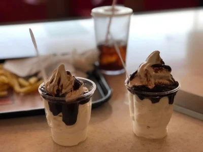 Es Krim Cup Mantap