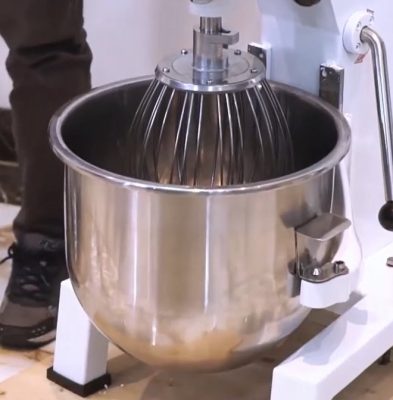 Bagaimana Prinsip Kerja Planetary Mixer Wiratech