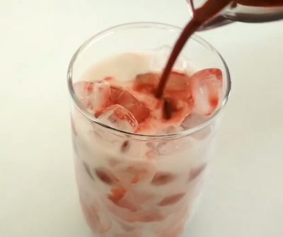 Minuman Red Velvet