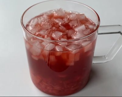 Strawberry Tea