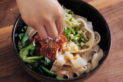Mie Pedas